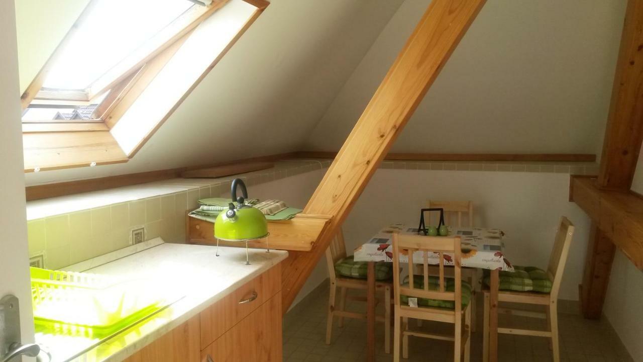 Hold-On Apartman Jula Exterior foto